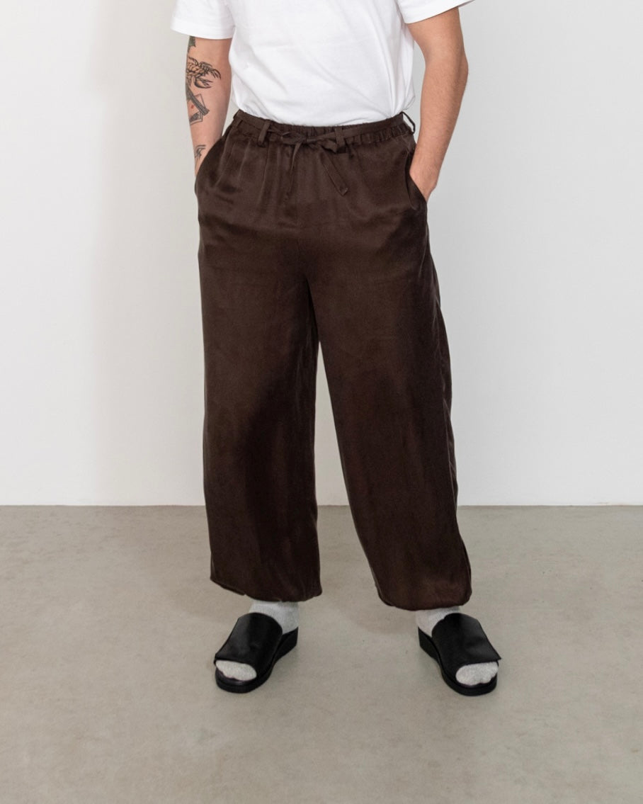 still pants / brown